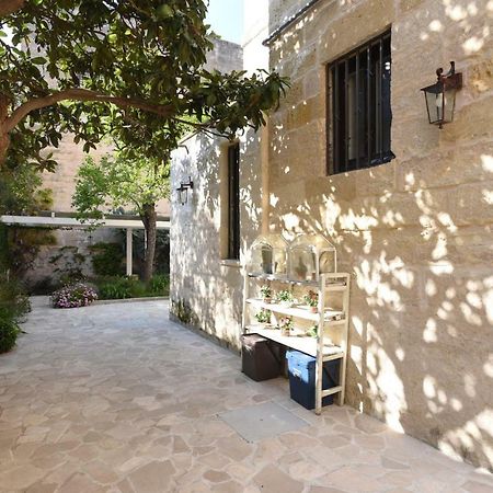 Il Giardino Di Benedetta Bed and Breakfast Λέτσε Εξωτερικό φωτογραφία