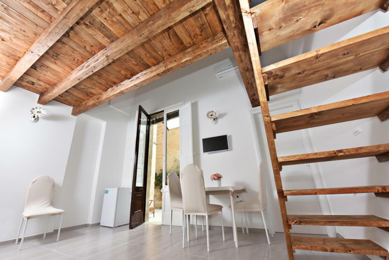 Il Giardino Di Benedetta Bed and Breakfast Λέτσε Εξωτερικό φωτογραφία