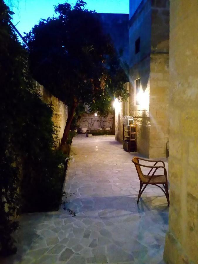 Il Giardino Di Benedetta Bed and Breakfast Λέτσε Εξωτερικό φωτογραφία