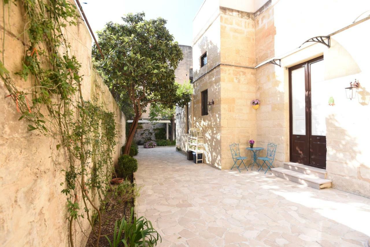Il Giardino Di Benedetta Bed and Breakfast Λέτσε Εξωτερικό φωτογραφία