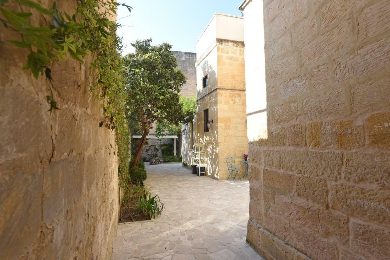 Il Giardino Di Benedetta Bed and Breakfast Λέτσε Εξωτερικό φωτογραφία