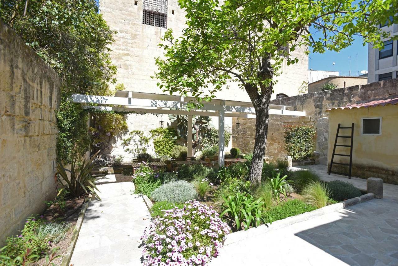 Il Giardino Di Benedetta Bed and Breakfast Λέτσε Εξωτερικό φωτογραφία